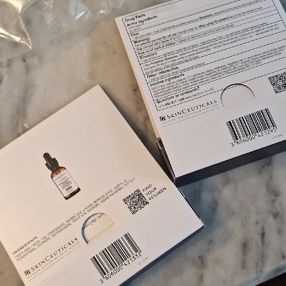 SkinCeuticals Skincare Set-Lift & Tone Sculpting Tool,Blue Bag,CE Feruli… - Picture 5 of 16